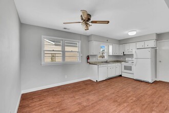 560 Martin in Toms River, NJ - Building Photo - Building Photo