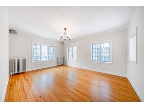 1721 Humboldt Ave S in Minneapolis, MN - Building Photo - Building Photo