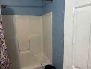 139 Highland Ave in Bridgeport, CT - Building Photo - Building Photo