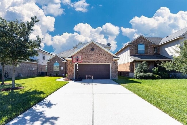 property at 18311 Red Oak Manor Ln