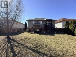 1126 Banwell Rd in Windsor, ON - Building Photo - Building Photo