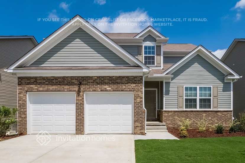 108 Four Seasons Way in Mooresville, NC - Building Photo