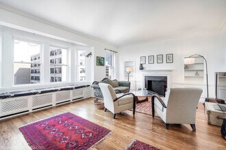 5000 S Cornell Ave in Chicago, IL - Building Photo - Building Photo