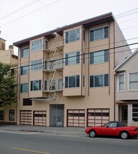 3015 Clement St in San Francisco, CA - Building Photo - Building Photo