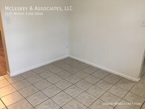 2137 Mystic Cove Dr in Virginia Beach, VA - Building Photo - Building Photo