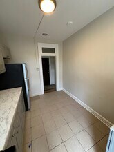 76 Hague St, Unit 2R in Jersey City, NJ - Building Photo - Building Photo