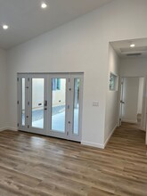 564 N Waverly St in Orange, CA - Building Photo - Building Photo
