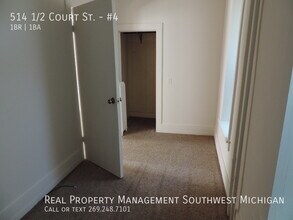 514 Court St in St. Joseph, MI - Building Photo - Building Photo