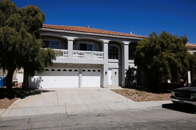 554 Campus Oaks Ct in Las Vegas, NV - Building Photo - Building Photo