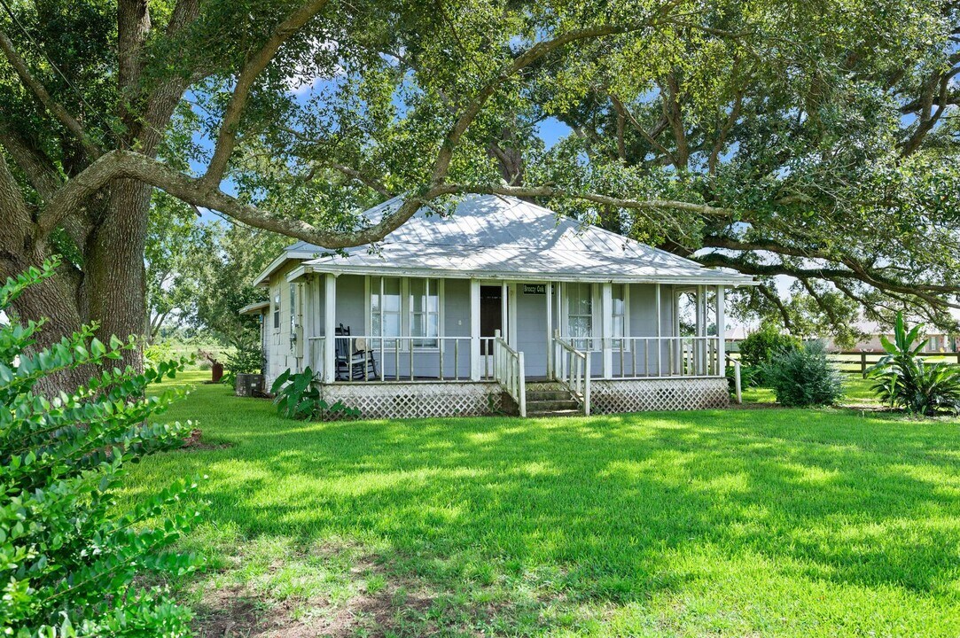 13618 Underwood Rd in Summerdale, AL - Building Photo