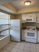 128 SE 12th Ter in Cape Coral, FL - Building Photo - Building Photo
