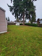 2201 Union Ave NE in Renton, WA - Building Photo - Building Photo