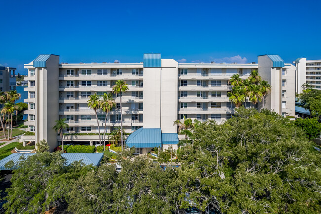 HarbourSide Condos in South Pasadena, FL - Foto de edificio - Building Photo