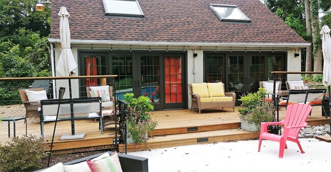 property at 7921 Deer Run Rd