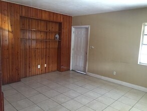 1001 NW 11th Ct in Fort Lauderdale, FL - Building Photo - Building Photo