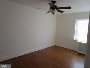 385 E King St in Strasburg, VA - Building Photo - Building Photo