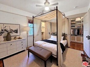 1112 1/2 Echo Park Ave in Los Angeles, CA - Building Photo - Building Photo