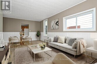 1 Winnifred St S in Smiths Falls, ON - Building Photo - Building Photo