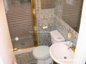 178 Lake Shore Rd-Unit -1 in Boston, MA - Building Photo - Building Photo