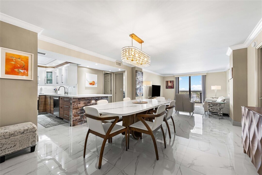 1500 S Ocean Dr, Unit 16E in Hollywood, FL - Building Photo