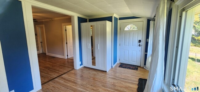 1555 Byam Rd in Cheshire, CT - Building Photo - Building Photo