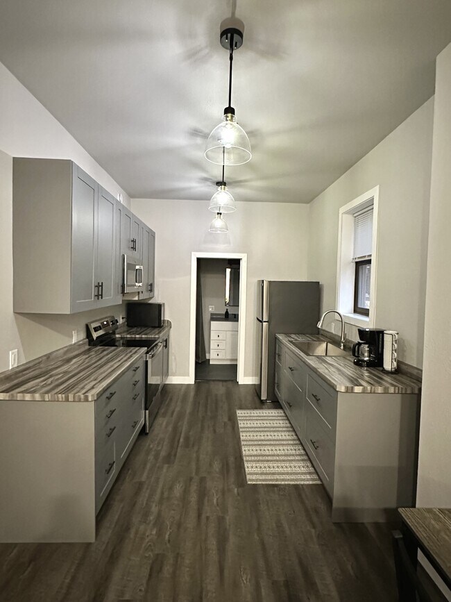 328 3rd St in International Falls, MN - Building Photo - Building Photo