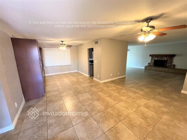4836 W Mercer Ln in Glendale, AZ - Foto de edificio - Building Photo