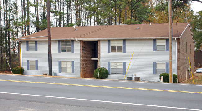 Winnsboro Arms in Winnsboro, SC - Building Photo - Building Photo