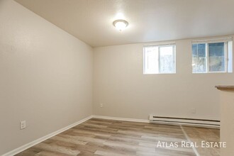 1865 W Mosier Pl-Unit -B in Denver, CO - Foto de edificio - Building Photo