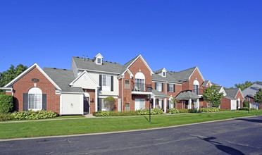 Cidermill Village in Rochester Hills, MI - Foto de edificio - Building Photo