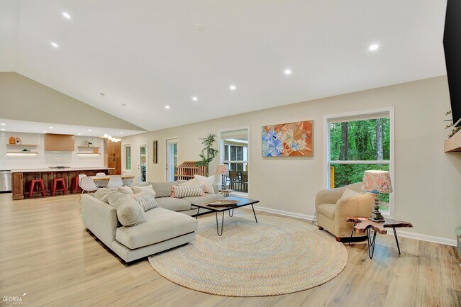 213 Oakmount Dr in Peachtree City, GA - Building Photo - Building Photo