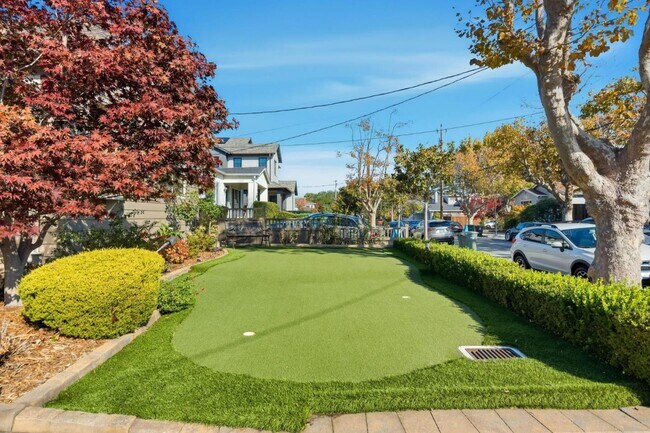 1212 Mills Ave in Burlingame, CA - Building Photo - Building Photo