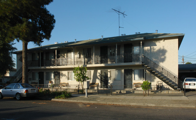 239 Montclair Ave in San Jose, CA - Foto de edificio - Building Photo