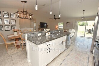 1324 Auburn St in Lakeland, FL - Building Photo - Building Photo
