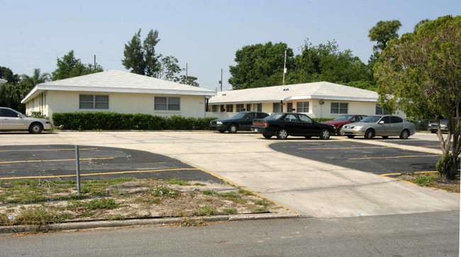 Evan's Garden Apartments in Orlando, FL - Foto de edificio - Building Photo