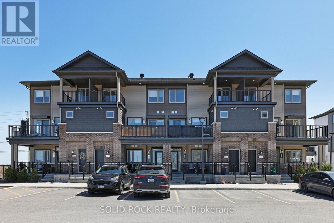 512-512 Pilot Private in Ottawa, ON - Building Photo