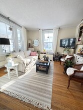 8 Peel St in Barrie, ON - Building Photo - Building Photo