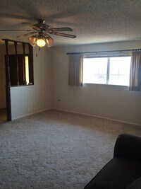 6085 Greyhound Rd photo'