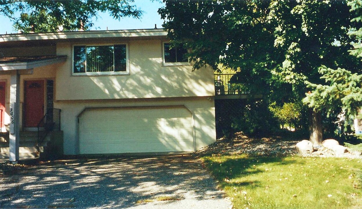 3006 W 90th St in Minneapolis, MN - Foto de edificio