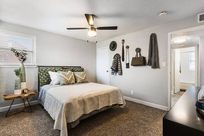 Brickline in St. Louis, MO - Building Photo - Building Photo