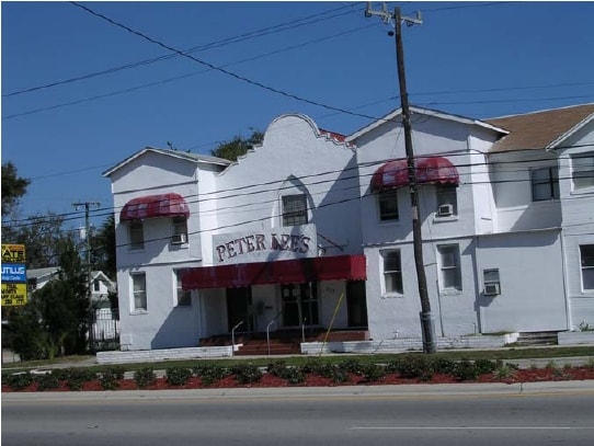 519-527 N Ridgewood Ave in Daytona Beach, FL - Building Photo - Building Photo