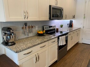 4525 Chinkapin Dr in Sarasota, FL - Building Photo - Building Photo