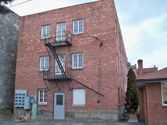 1931 1st St in Baker City, OR - Foto de edificio - Building Photo