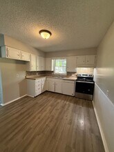718 N Homewood Ave in Springfield, MO - Building Photo - Building Photo