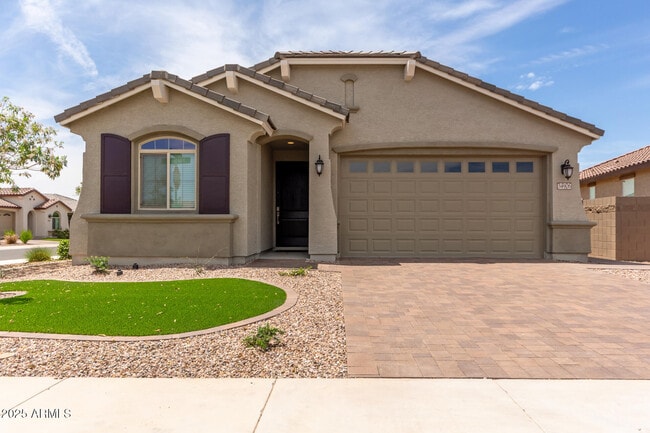 property at 34906 N Hawley Dr