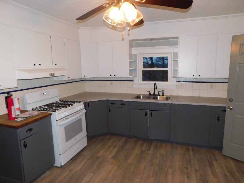 75 Kenwood St in Woonsocket, RI - Building Photo