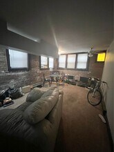 2709 Hampshire Rd in Cleveland Heights, OH - Building Photo - Building Photo