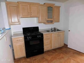 14936 Karen Kay Dr in El Paso, TX - Building Photo - Building Photo