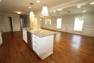 3212 Topaz Ln SW in Atlanta, GA - Building Photo - Building Photo