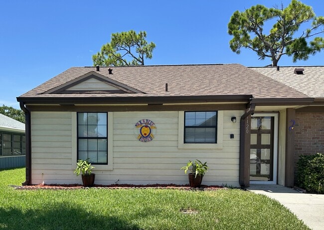property at 1120 Fairvilla Dr